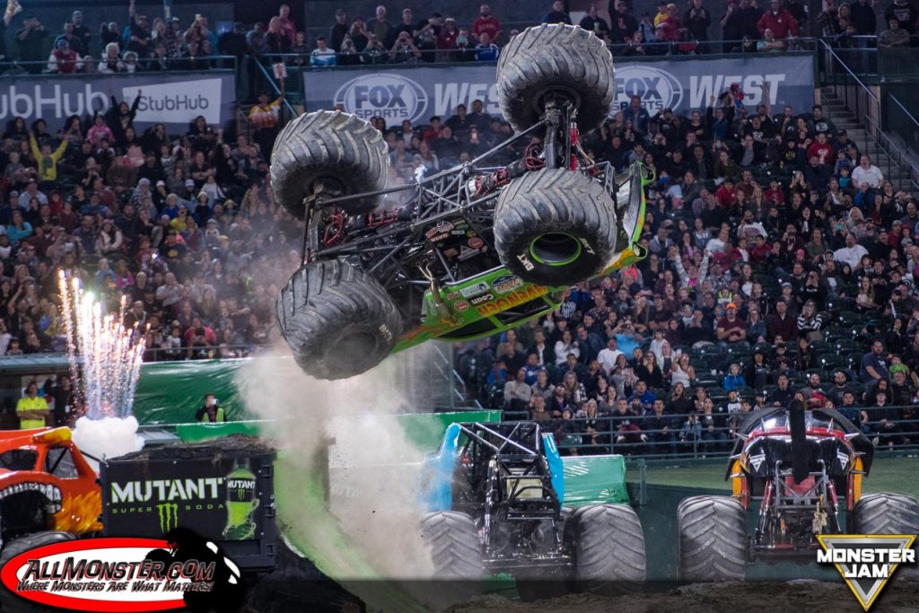 Avenger - Team Scream Racing - Anaheim 1 Monster Jam 2018